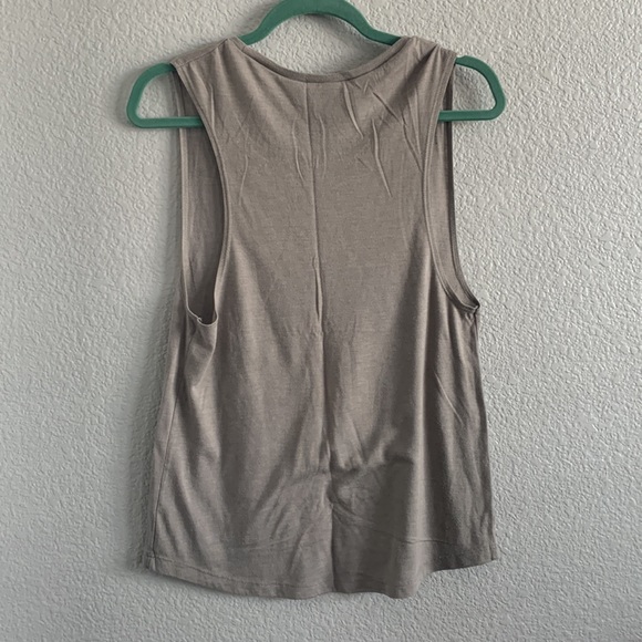 Tank top - Picture 4 of 6